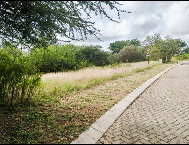 LAND FOR SALE IN CELTIC LODGE ECO ESTATE